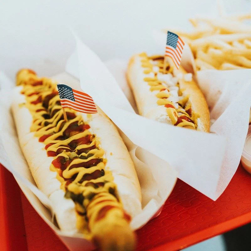 Oil-absorbing paper for baking trays