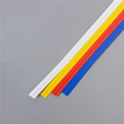 بولي تويست العلاقات